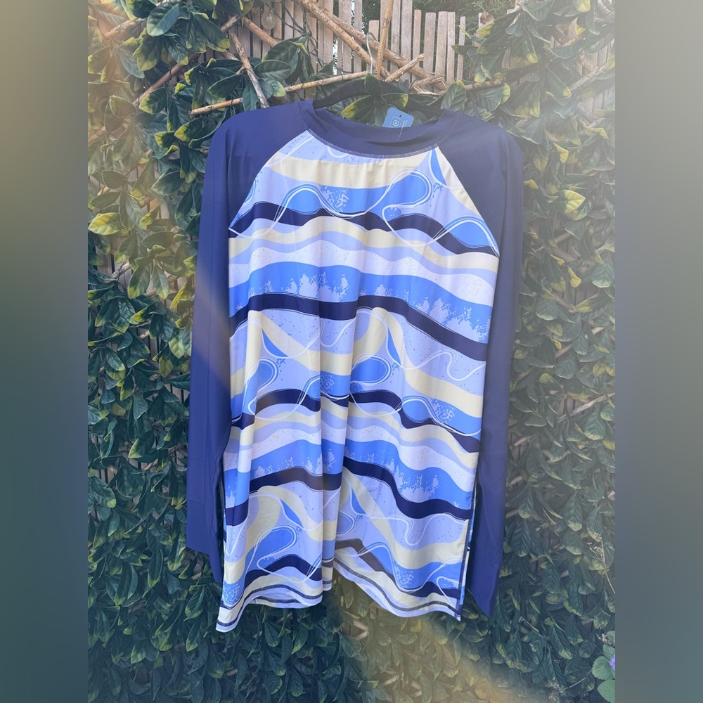 ▪️‎ 4/$25- Halcurt Long Sleeve Rash Guard